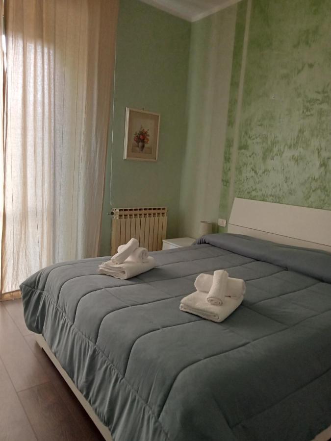 Casa Sofia - Appartamento Con Parcheggio Riservato Терни Екстериор снимка