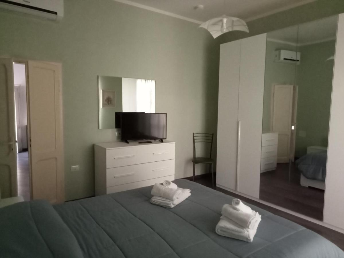 Casa Sofia - Appartamento Con Parcheggio Riservato Терни Екстериор снимка